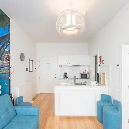 Apartment Flores Plaza By Lovelystay Porto