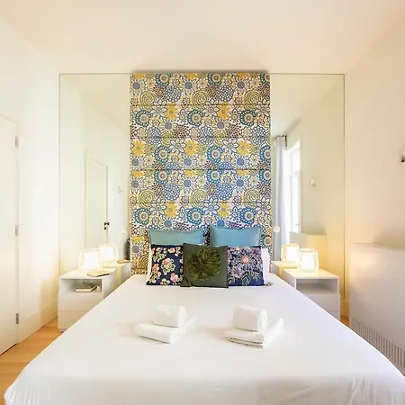 Apartment Flores Plaza By Lovelystay Porto